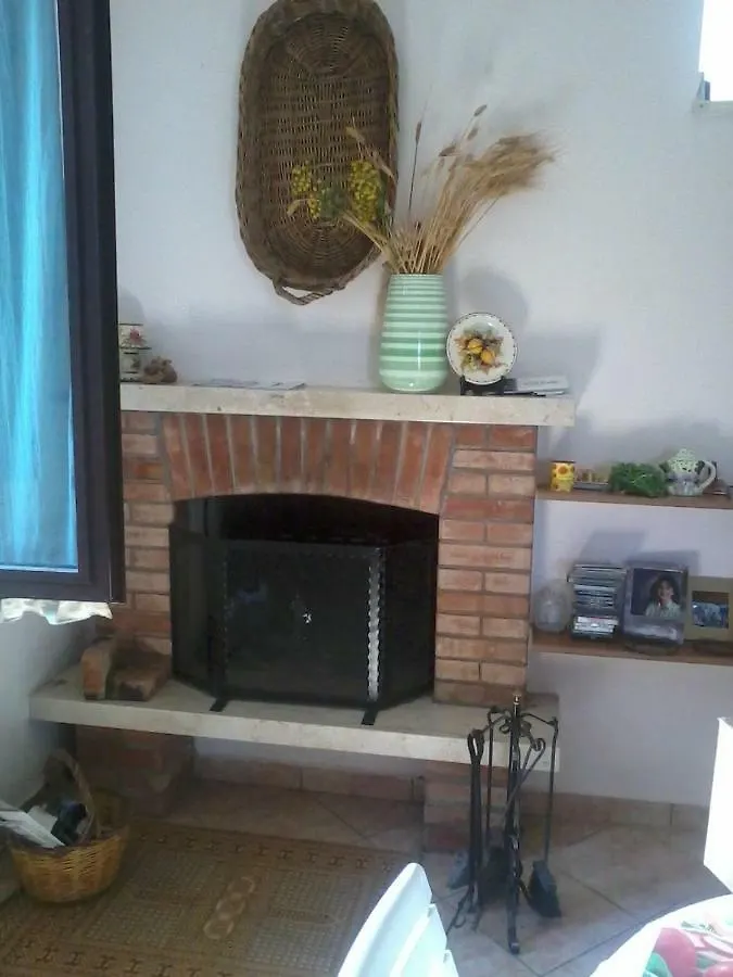 Sperone Hotel Mandra Capreria