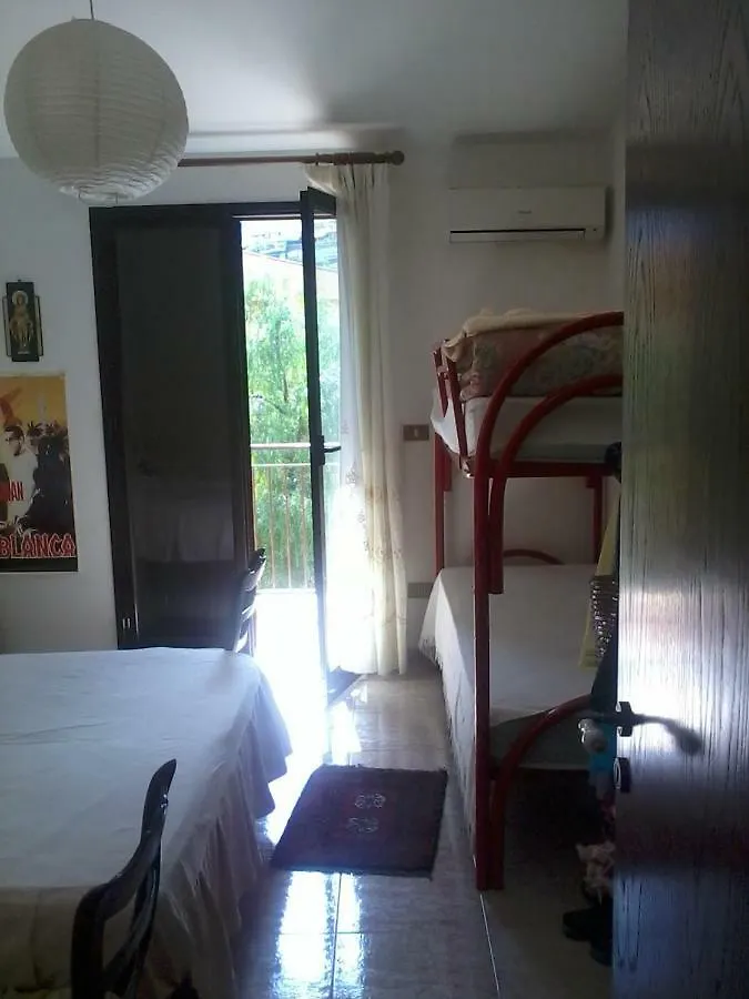 Sperone Hotel Mandra Capreria